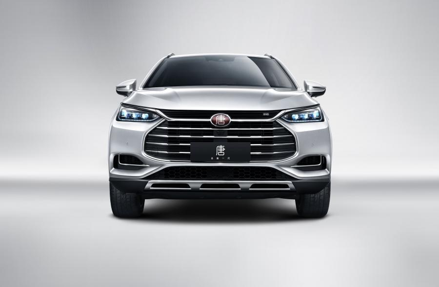  BYD Tang 2018 года  (фото 12 из 22)